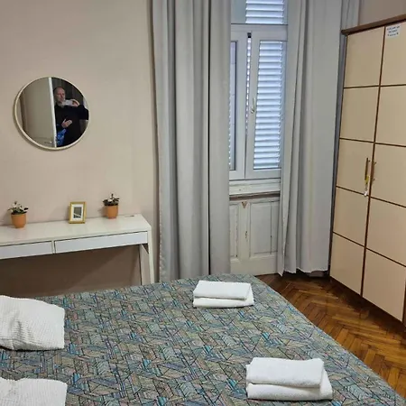 Daire Near In 57806 Opatija